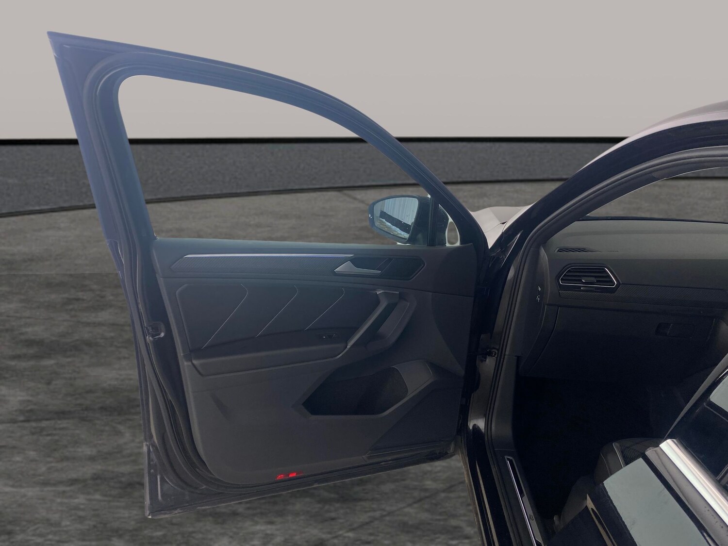 Used Volkswagen Tiguan for sale - 78218477: Photo 18