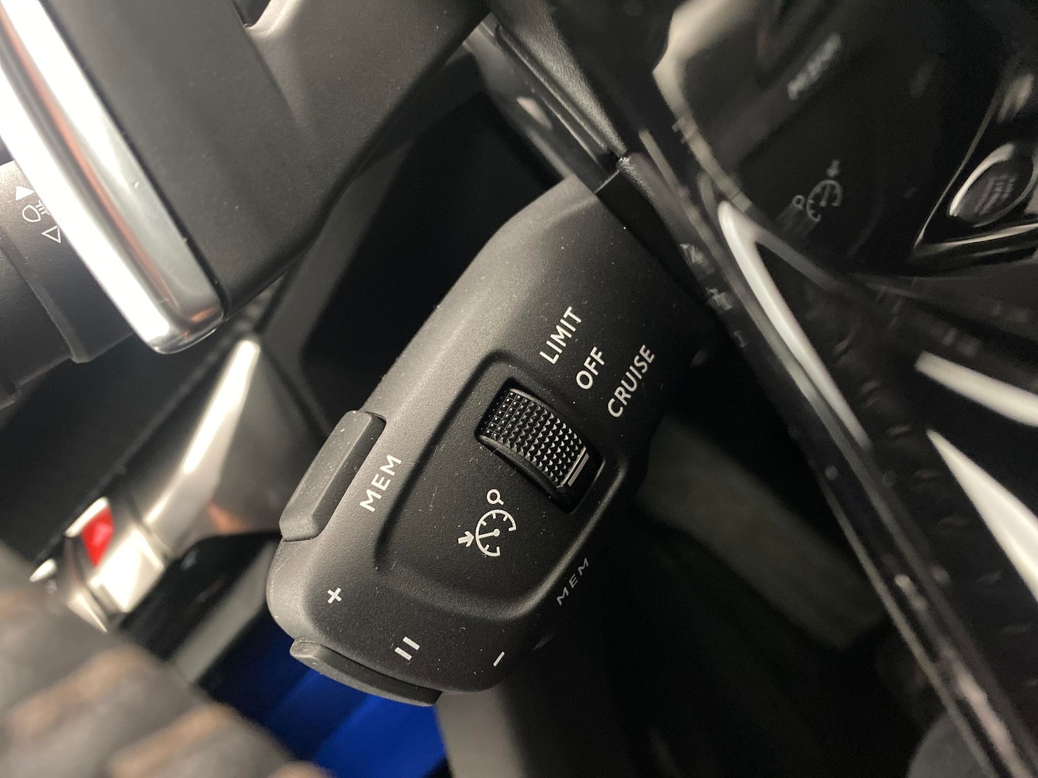 Used Peugeot 3008 2024 for sale - 76115384: Photo 23