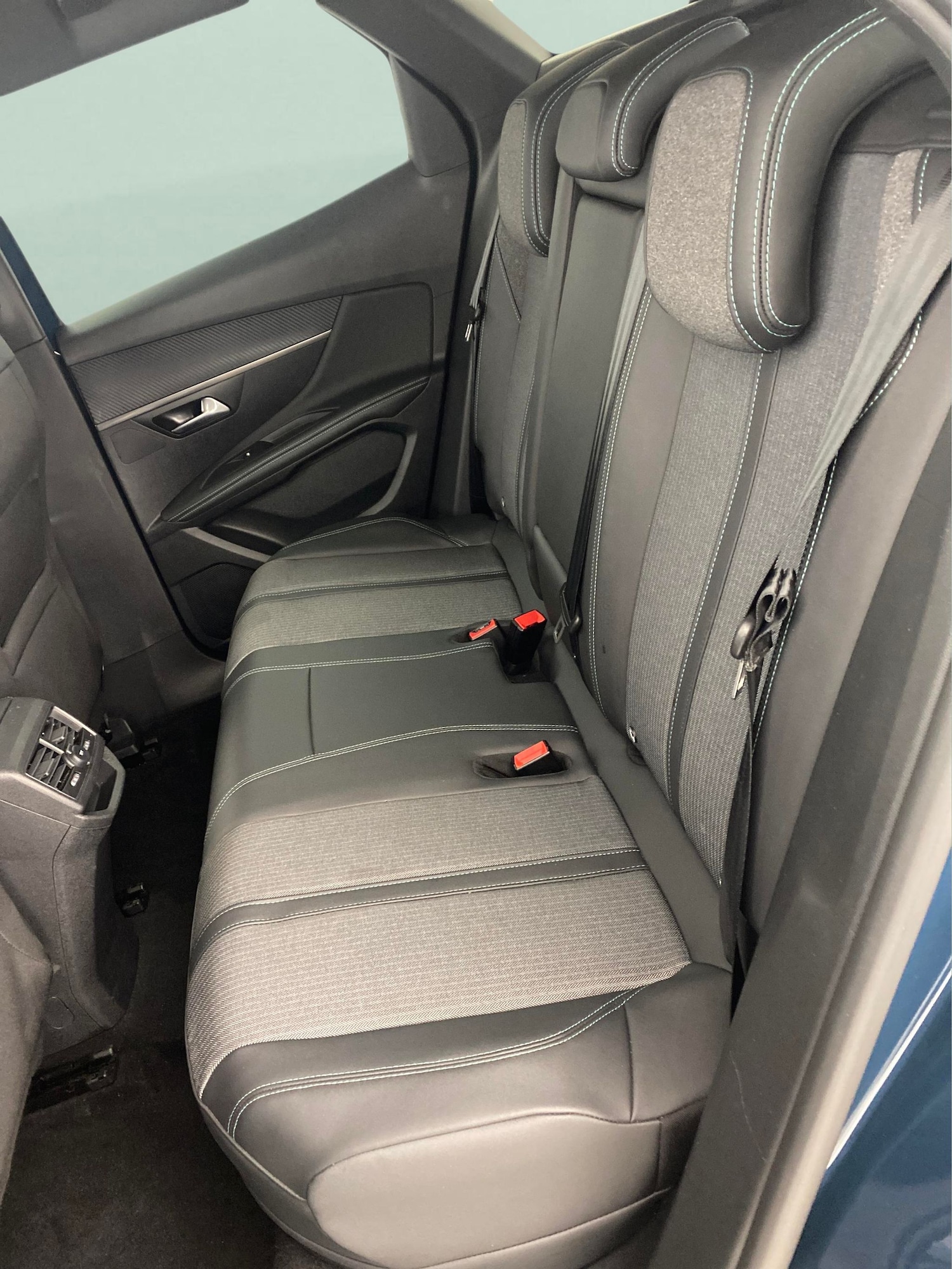 Used Peugeot 3008 2024 for sale - 76115384: Photo 35