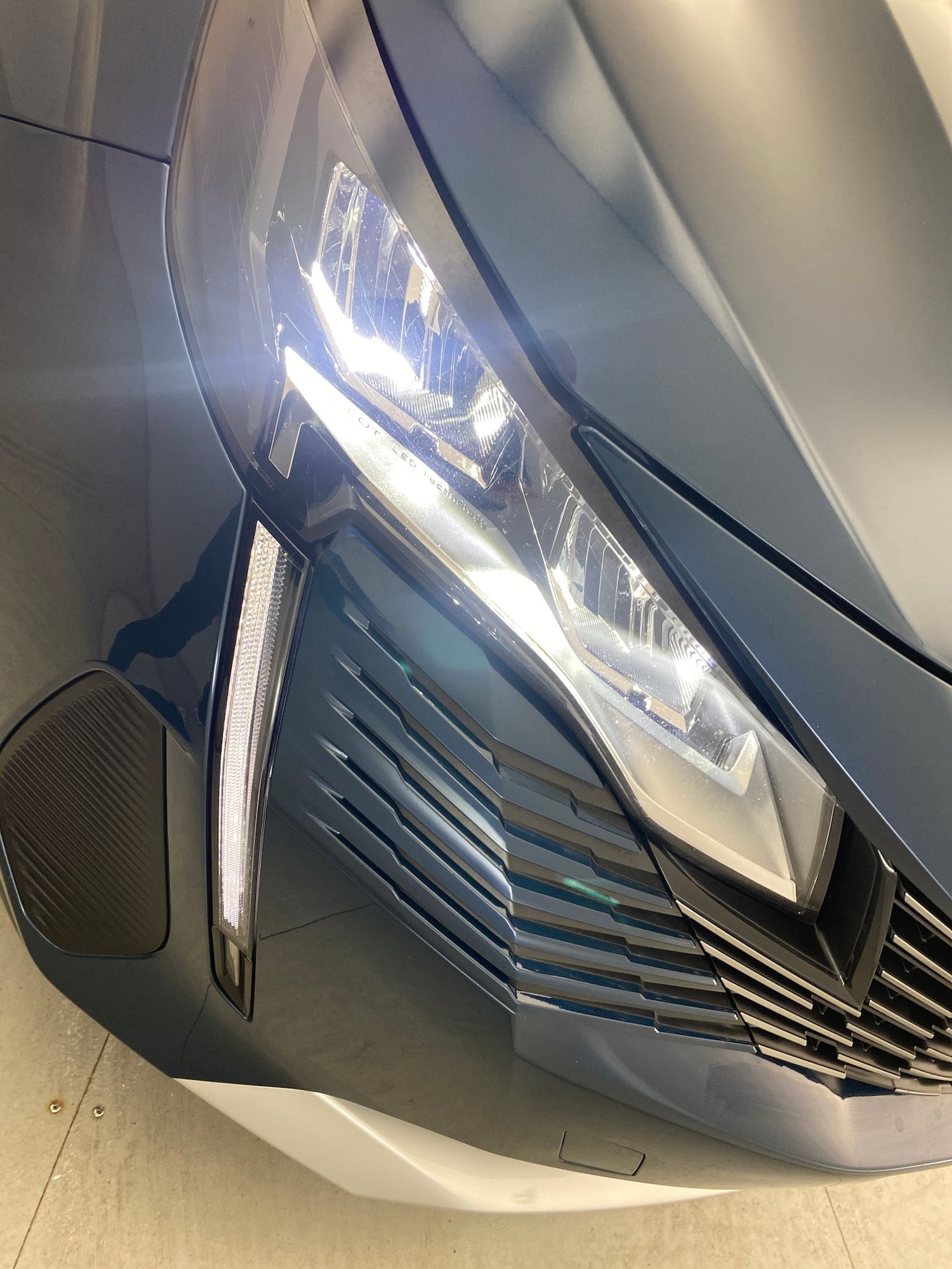Used Peugeot 3008 2024 for sale - 76115384: Photo 6