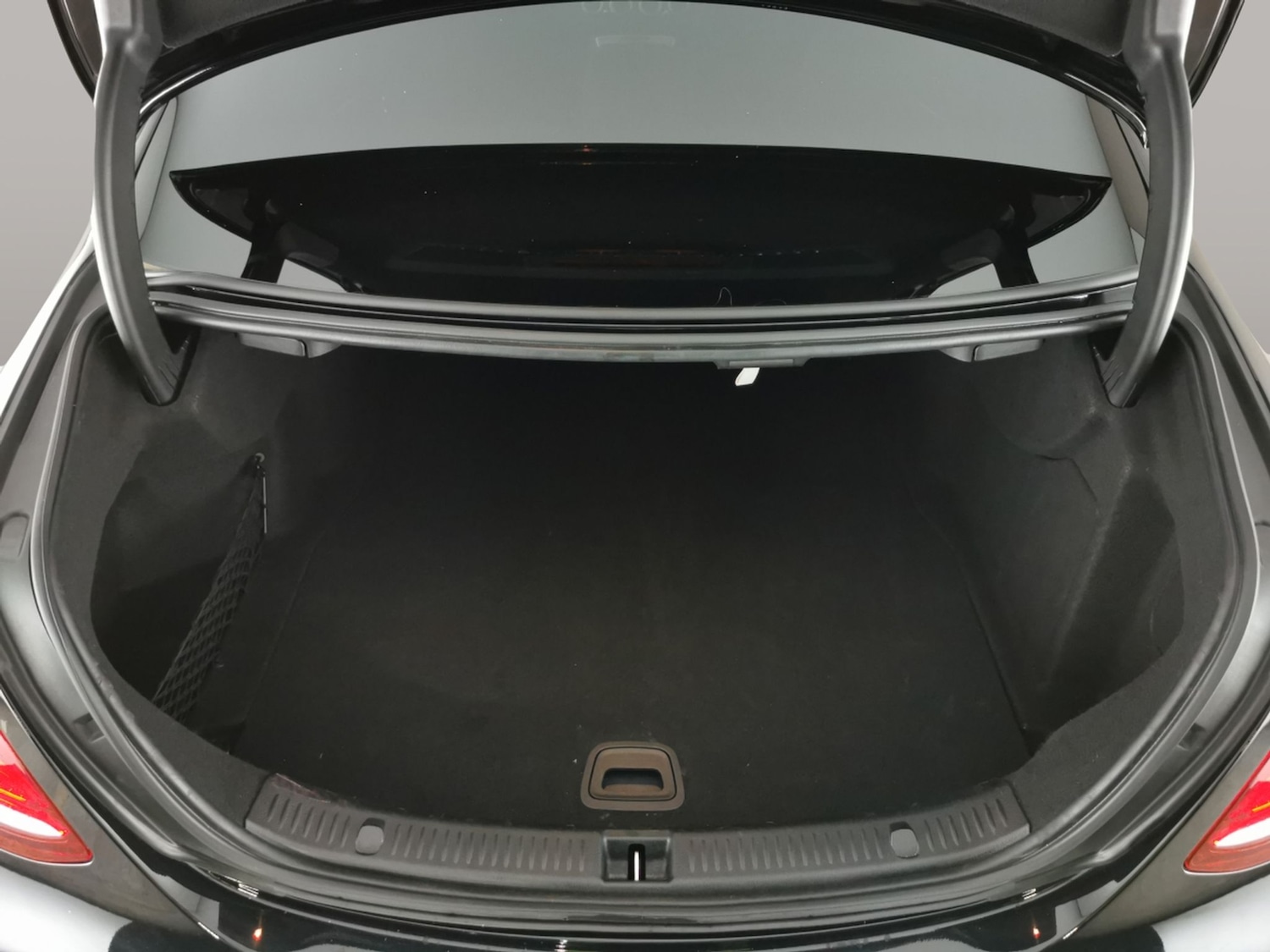 Used Mercedes-Benz E Class 2019 for sale - 76528983: Photo 32