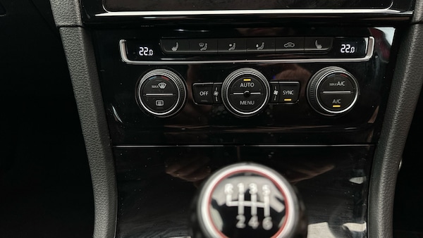 Used Volkswagen Golf 2019 for sale - 76244959: Photo 33