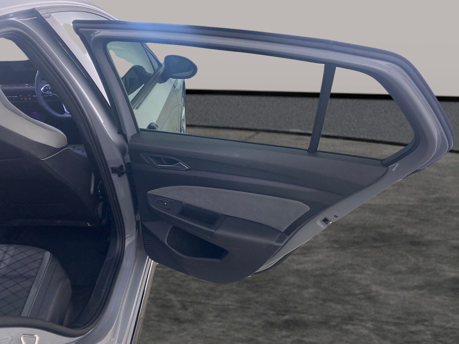 Used Volkswagen Golf 2023 for sale - 78009836: Photo 27