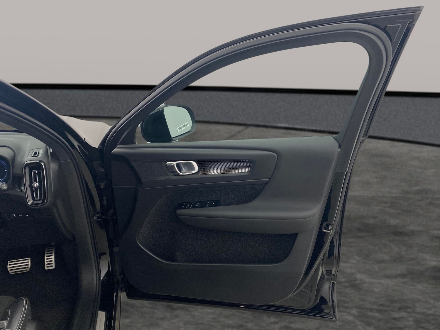 Used Volvo XC40 2021 for sale - 76722590: Photo 25