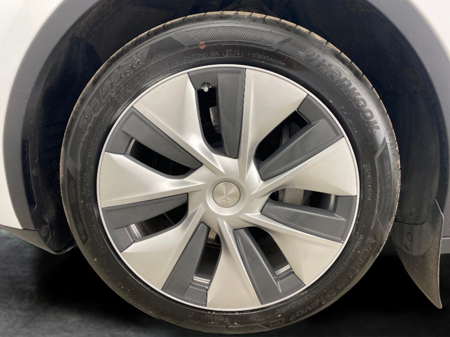 Used Tesla Model Y 2023 for sale - 77934721: Photo 20