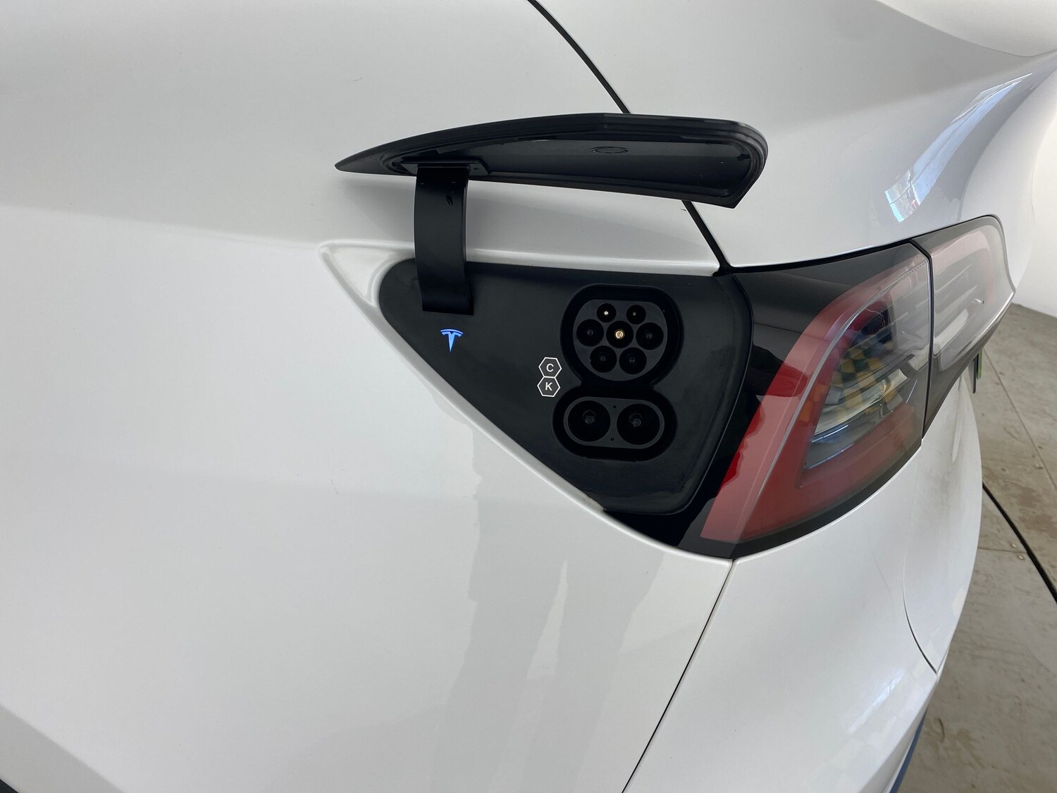 Used Tesla Model Y 2023 for sale - 77934721: Photo 23