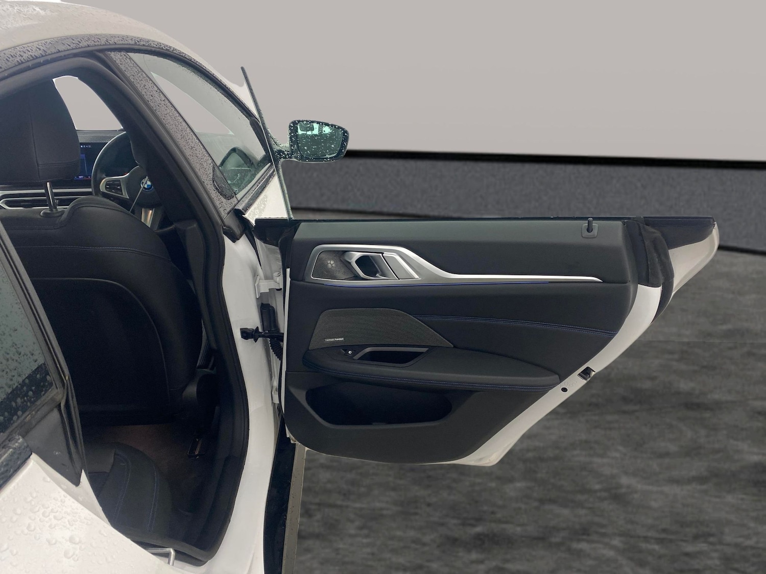 Used BMW i4 2022 for sale - 77641137: Photo 28