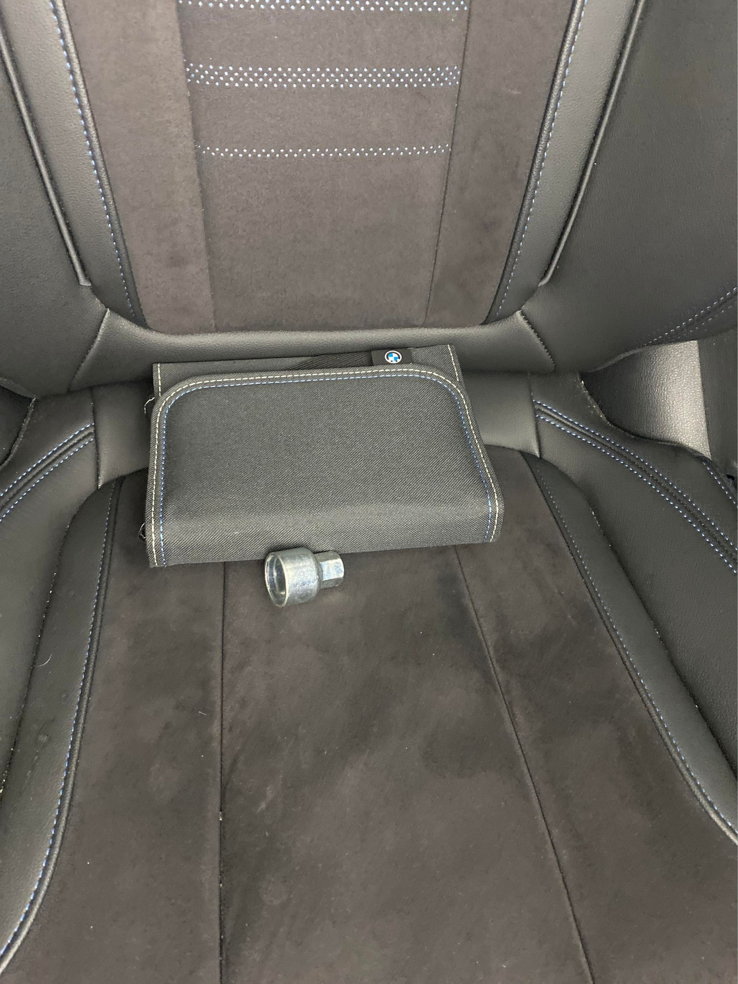 Used BMW i4 2022 for sale - 77641137: Photo 30