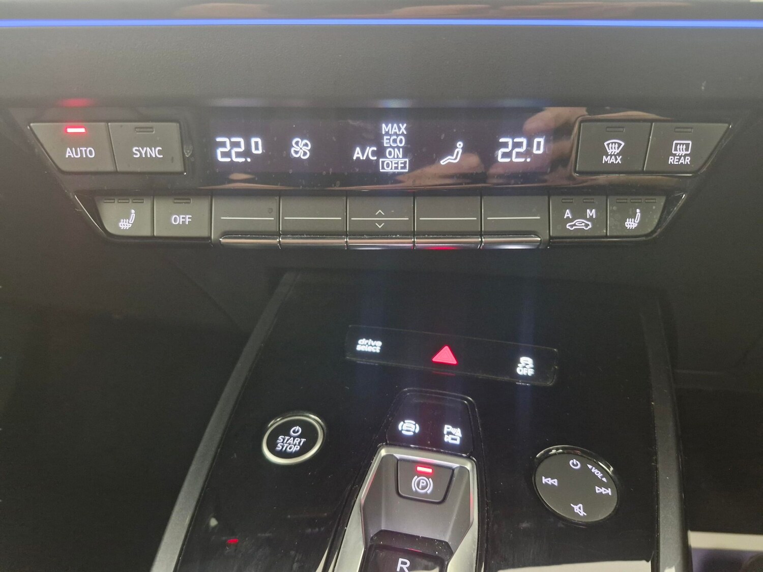 Used Audi Q4 e-tron 2024 for sale - 78159697: Photo 17