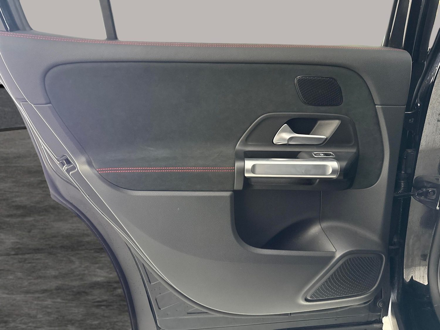 Used Mercedes-Benz EQB 2023 for sale - 77890337: Photo 32