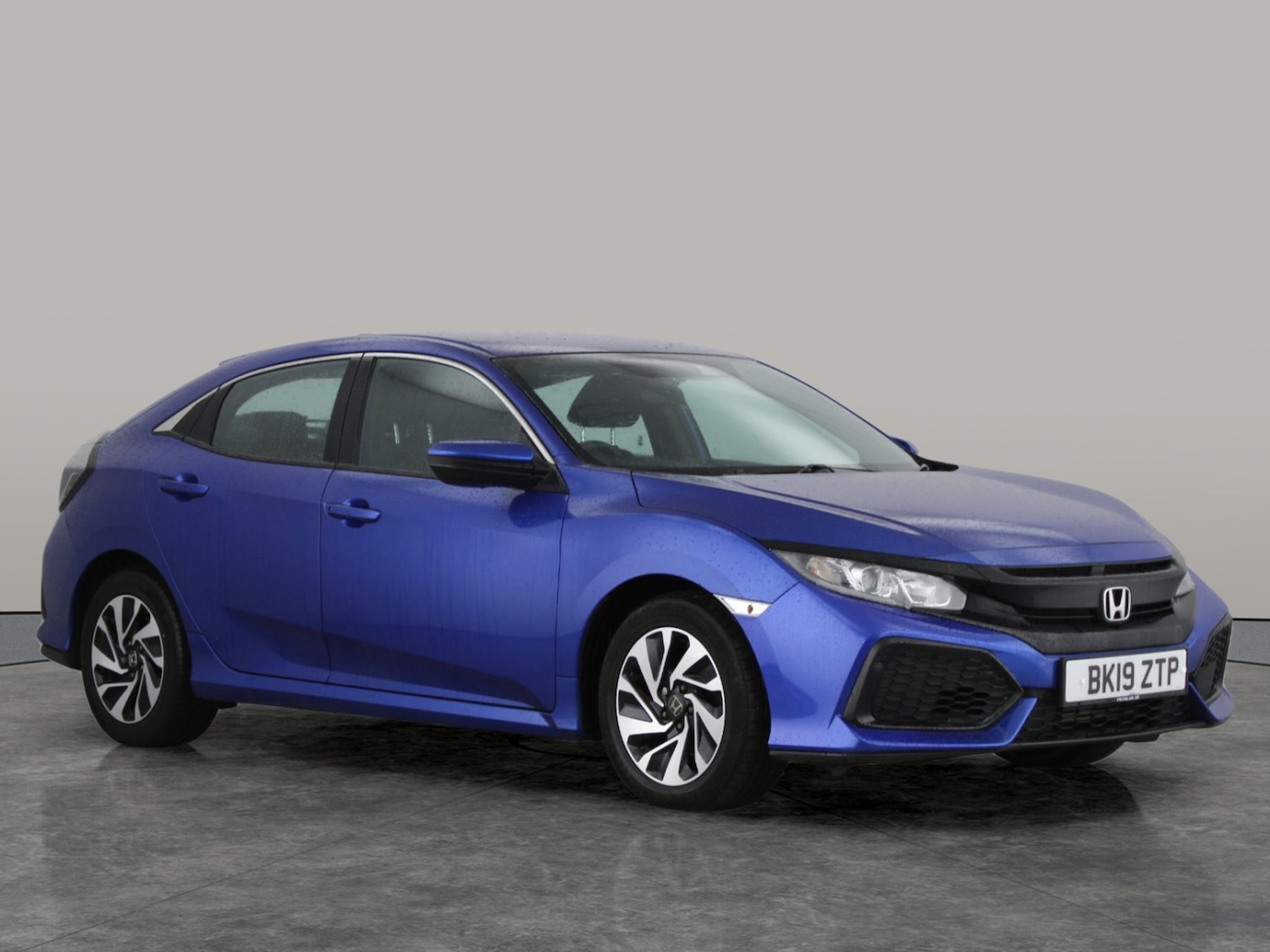 Used Honda Civic 2019 for sale - 77298077: Photo 7