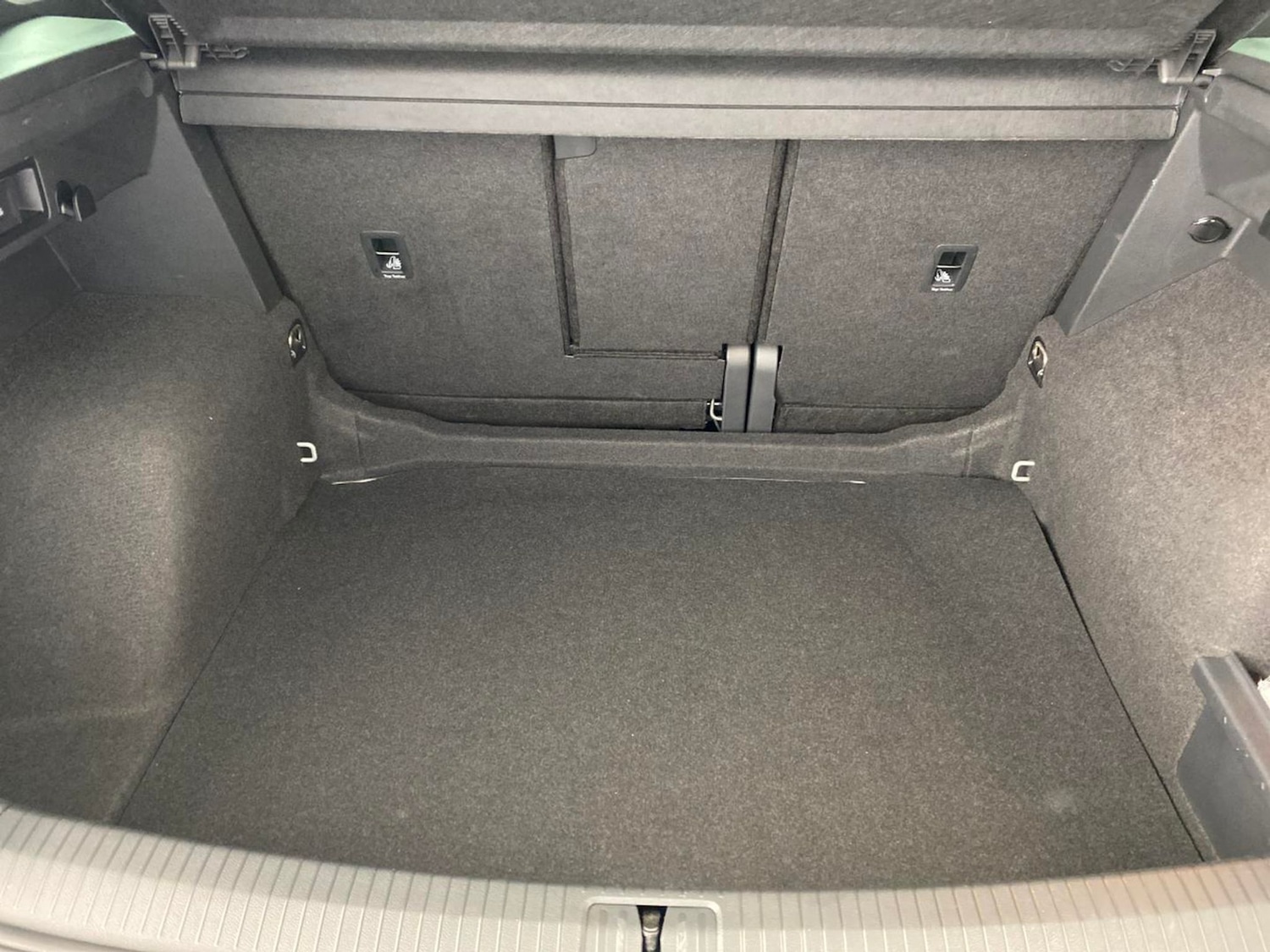 Used Volkswagen Tiguan 2021 for sale - 76464232: Photo 8