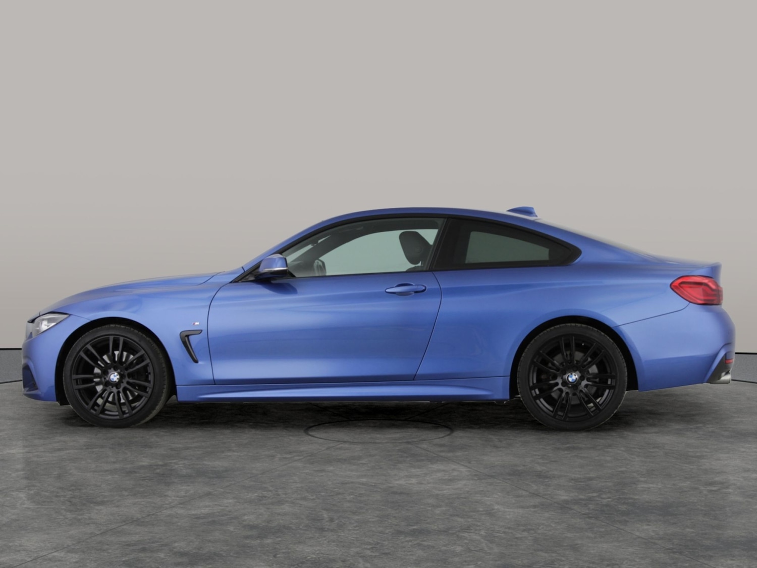 Used BMW 4 Series 2018 for sale - 76147139: Photo 16