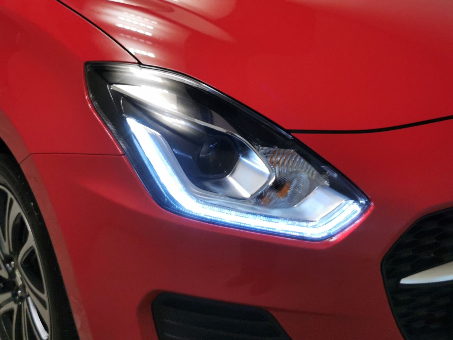 Used Suzuki Swift 2023 for sale - 76526596: Photo 23