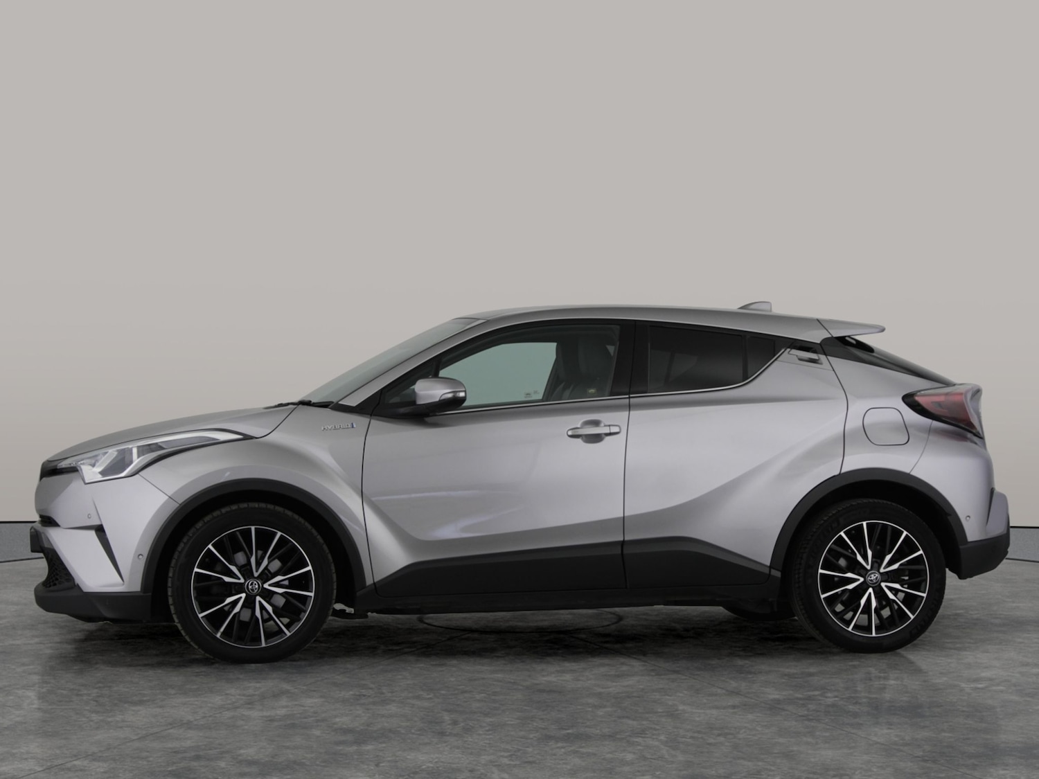 Used Toyota C-HR 2019 for sale - 76075184: Photo 11