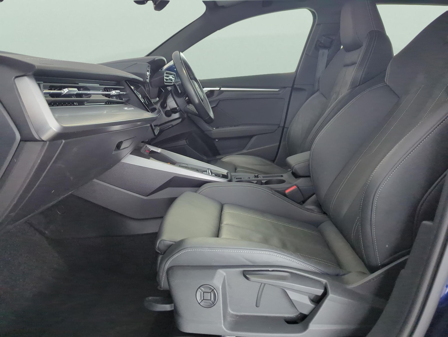 Used Audi A3 2024 for sale - 77648486: Photo 4