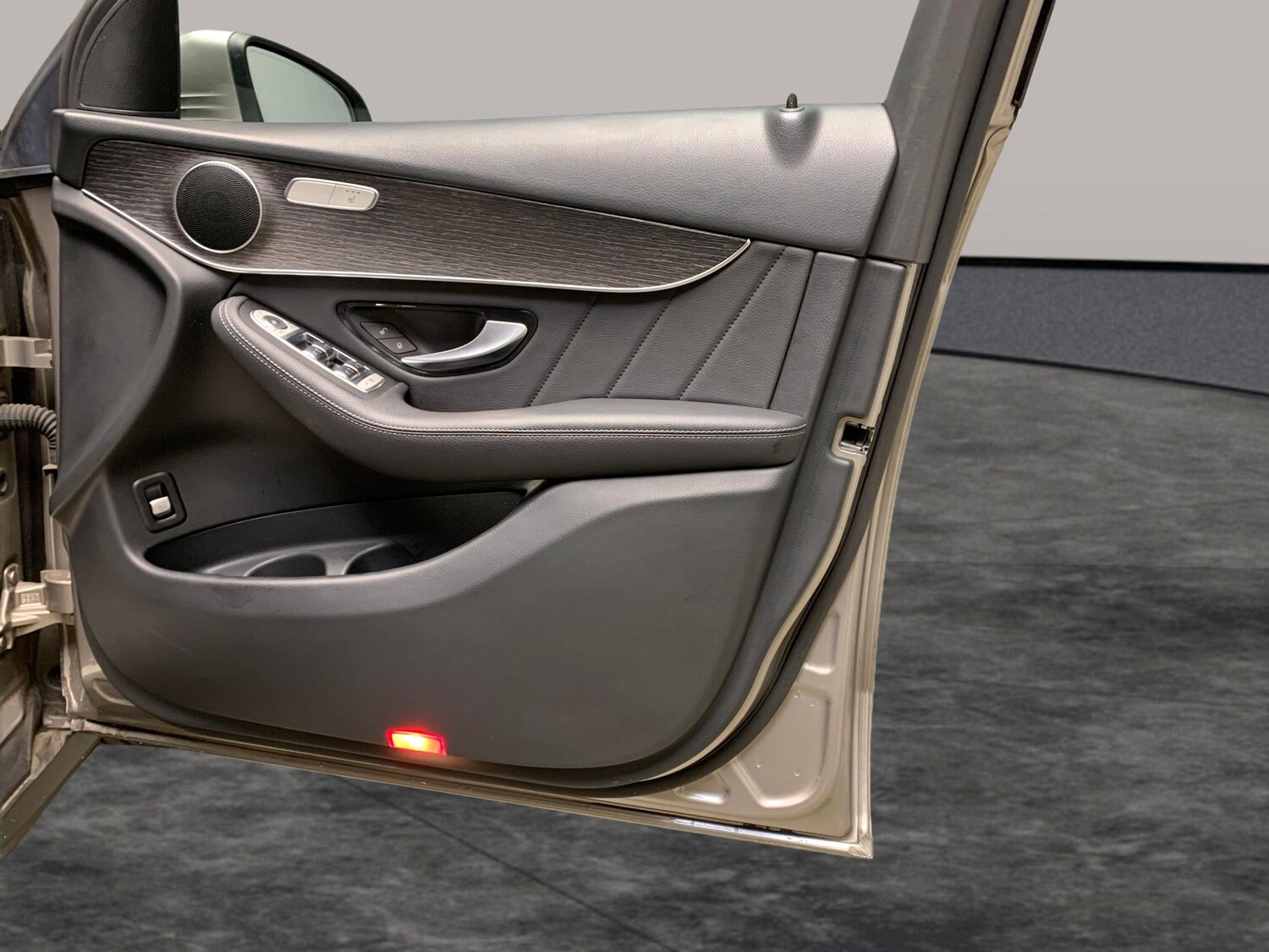 Used Mercedes-Benz GLC 2020 for sale - 76626268: Photo 28