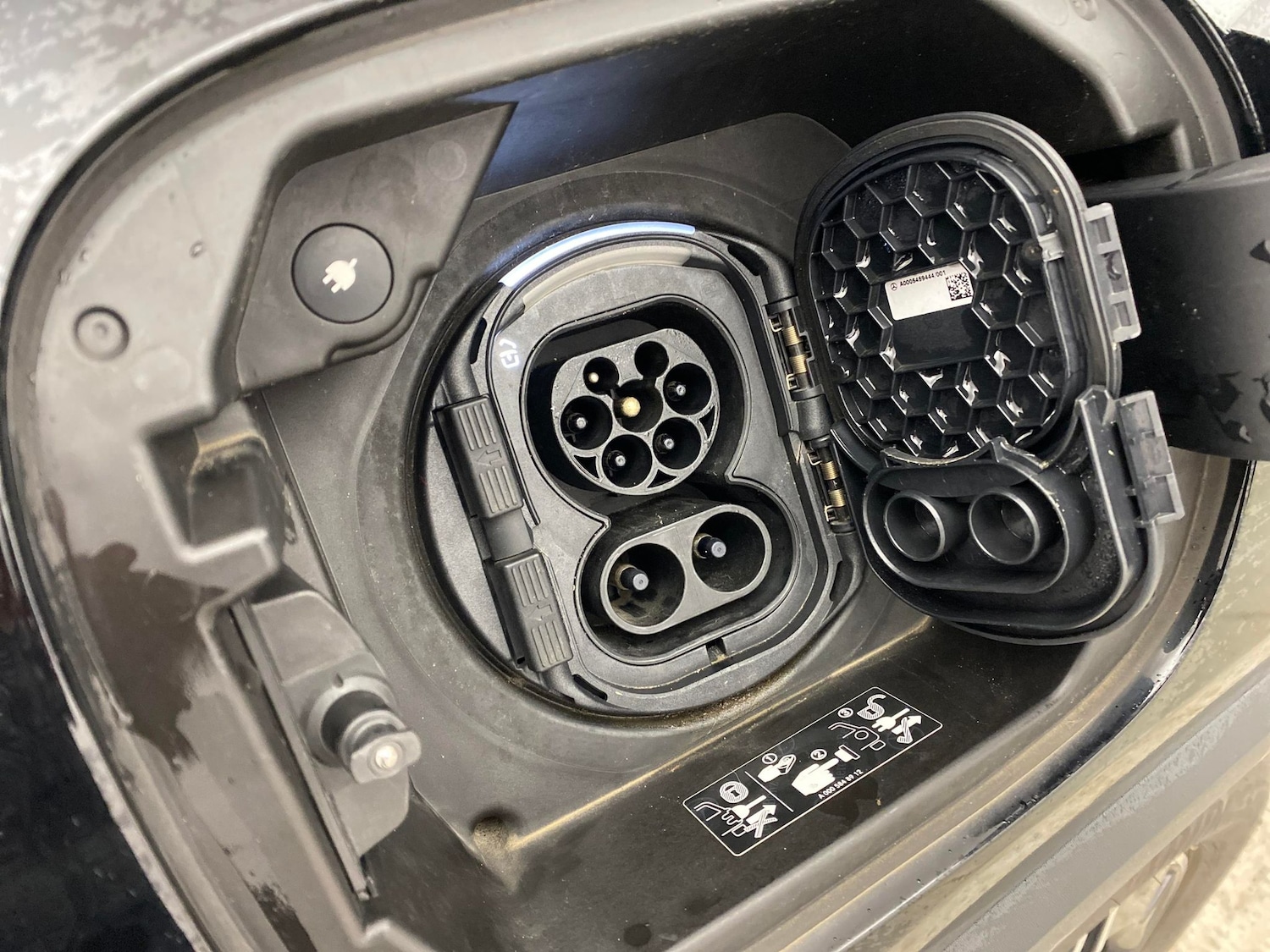 Used Mercedes-Benz EQA for sale - 77482579: Photo 23