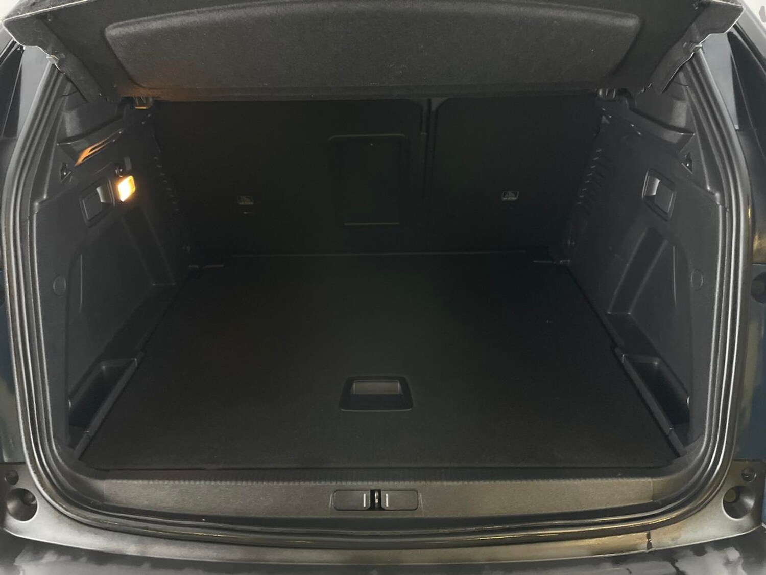 Used Peugeot 3008 2021 for sale - 77720800: Photo 36