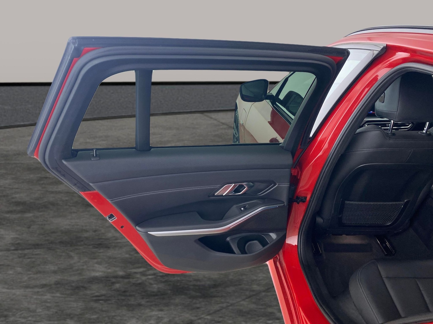 Used BMW 3 Series 2023 for sale - 77718452: Photo 25