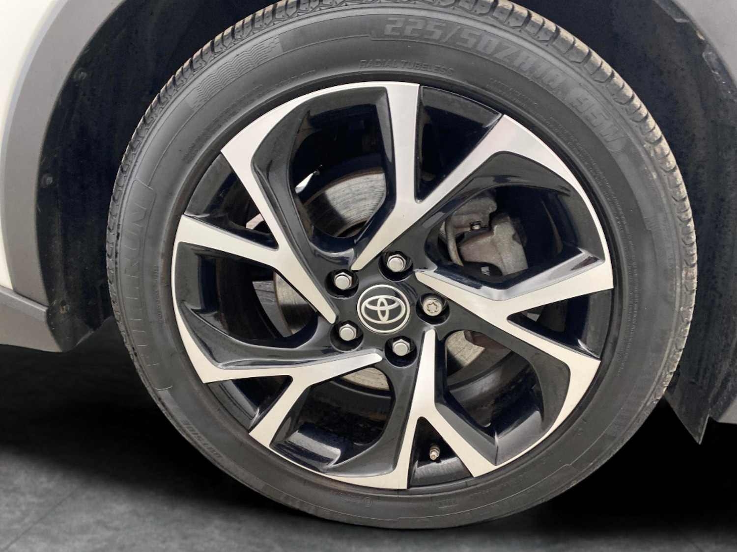 Used Toyota C-HR 2022 for sale - 76077615: Photo 32