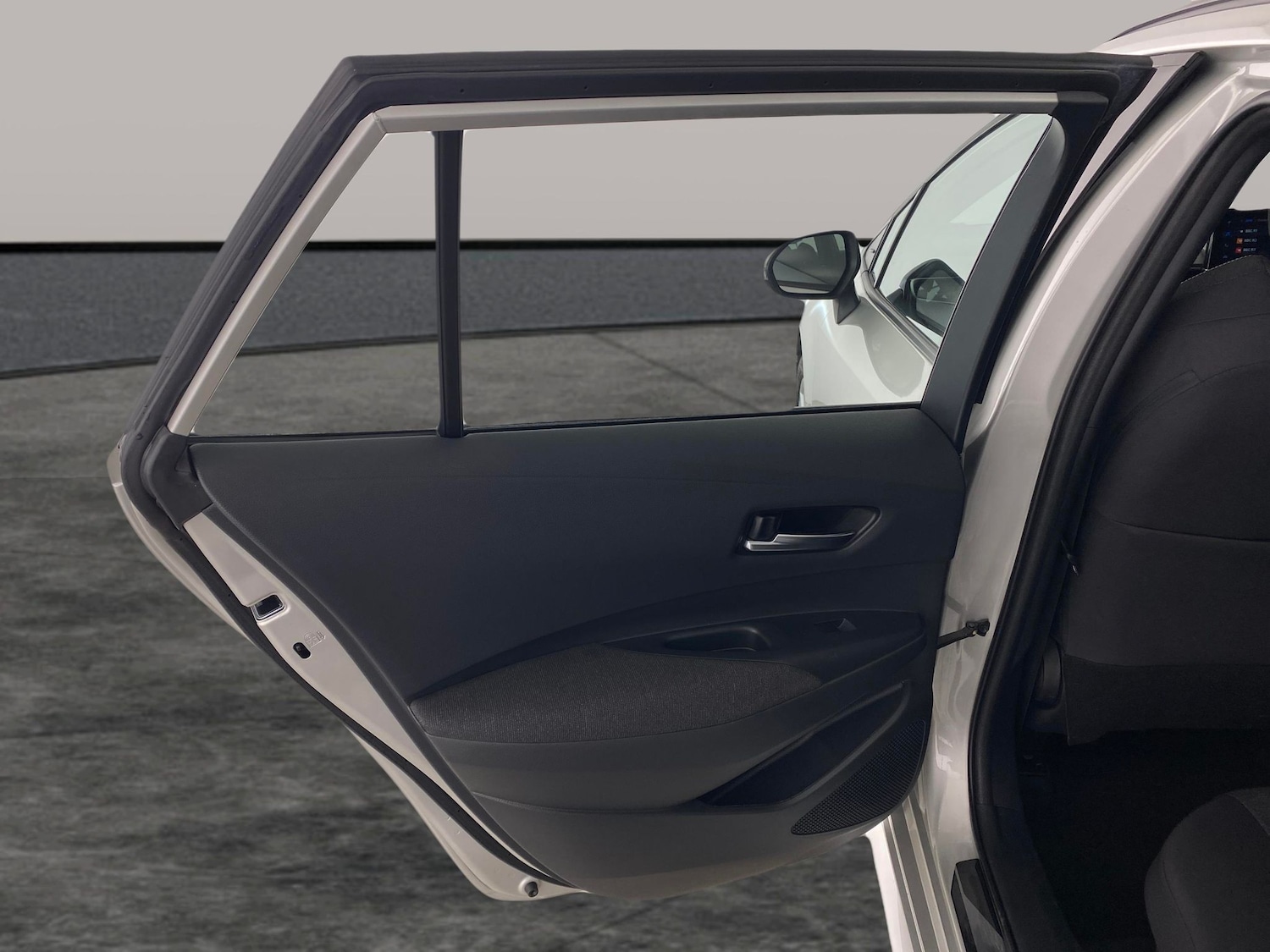 Used Toyota Corolla 2023 for sale - 76777798: Photo 24