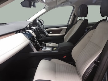 Used Land Rover Discovery Sport 2021 for sale - 75573970: Photo