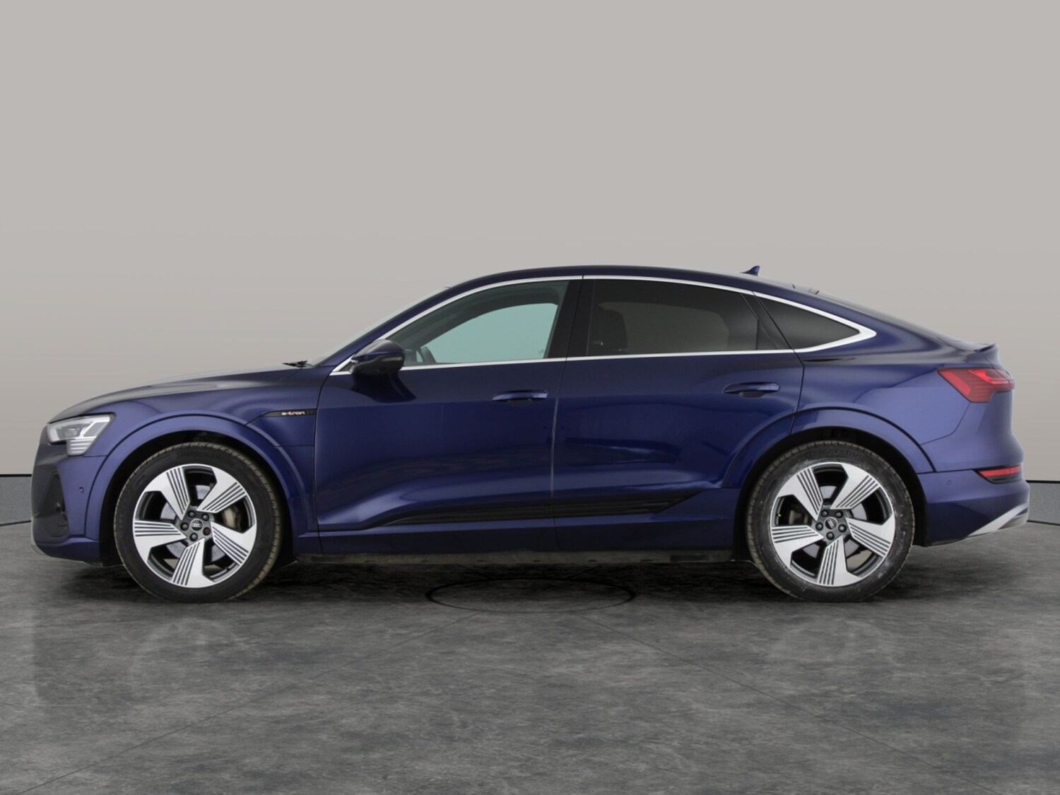 Used Audi e-tron 2021 for sale - 77984660: Photo 13