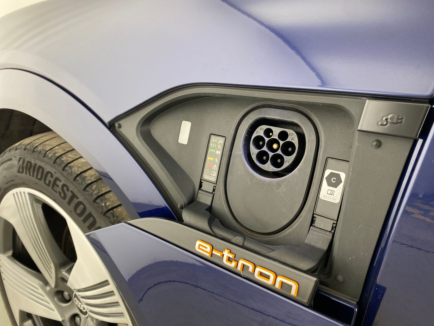 Used Audi e-tron 2021 for sale - 77984660: Photo 23