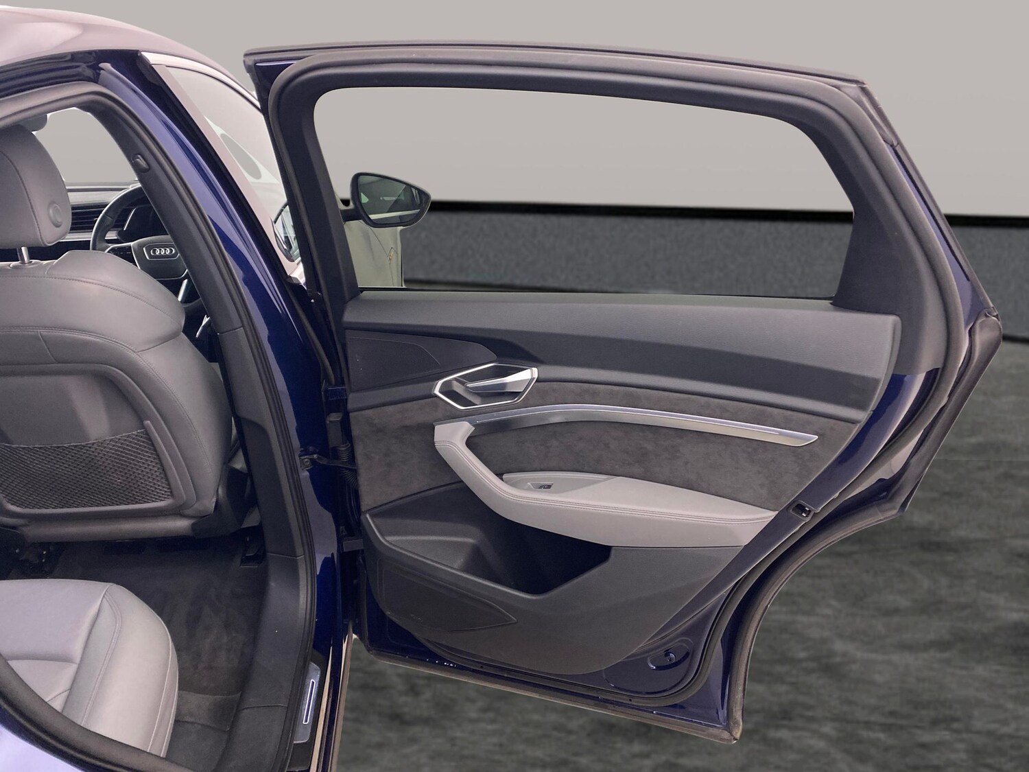Used Audi e-tron 2021 for sale - 77984660: Photo 27