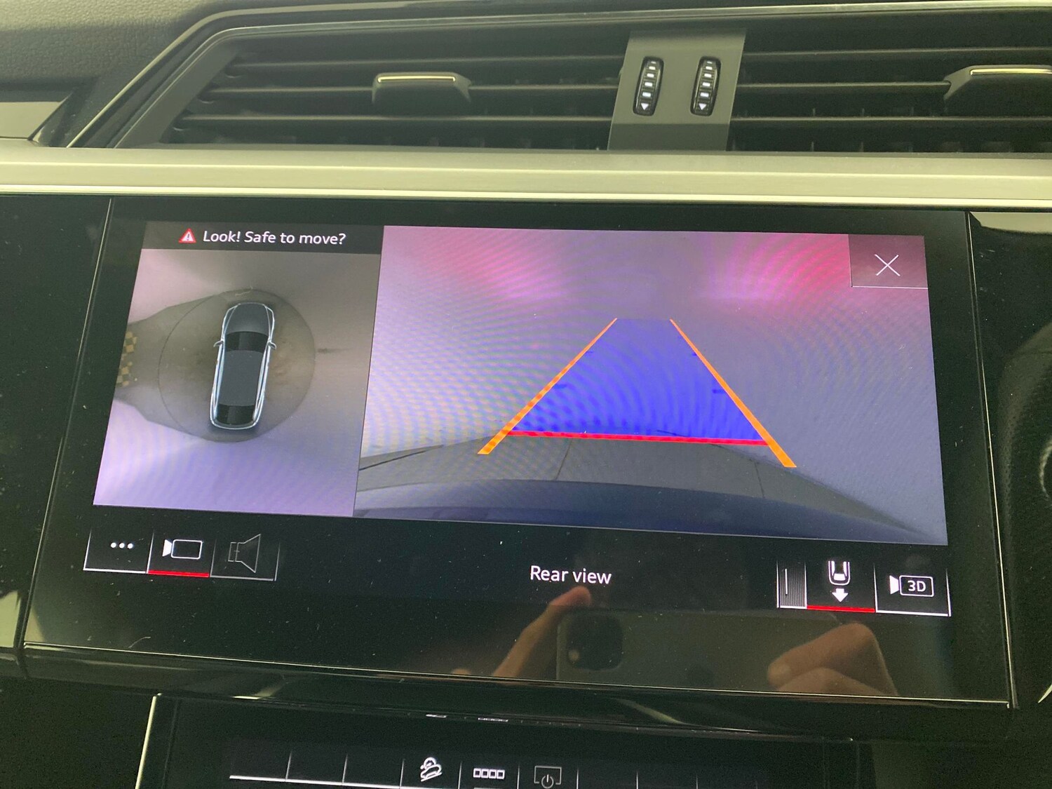 Used Audi e-tron 2021 for sale - 77984660: Photo 6