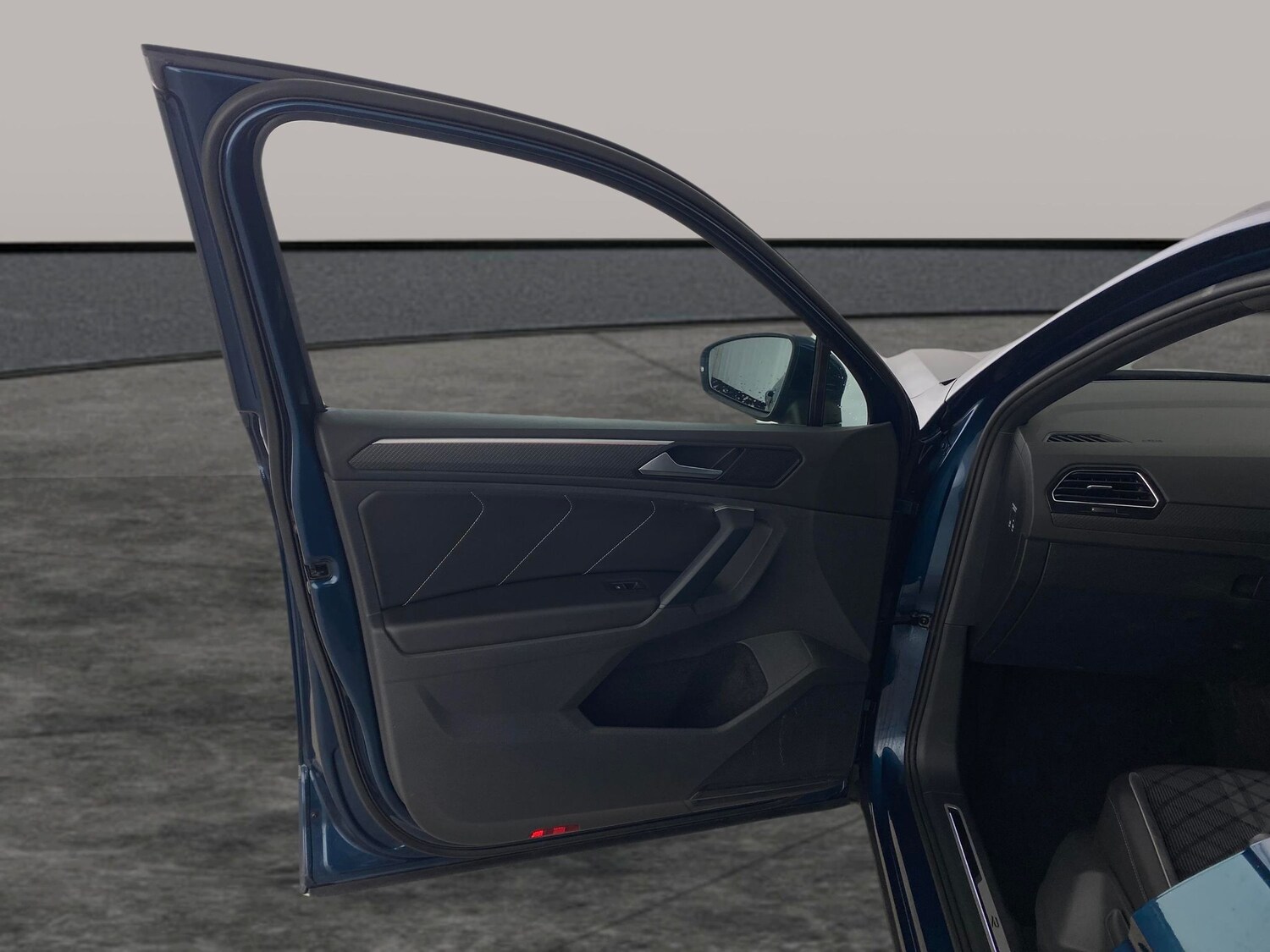 Used Volkswagen Tiguan 2023 for sale - 78118453: Photo 22