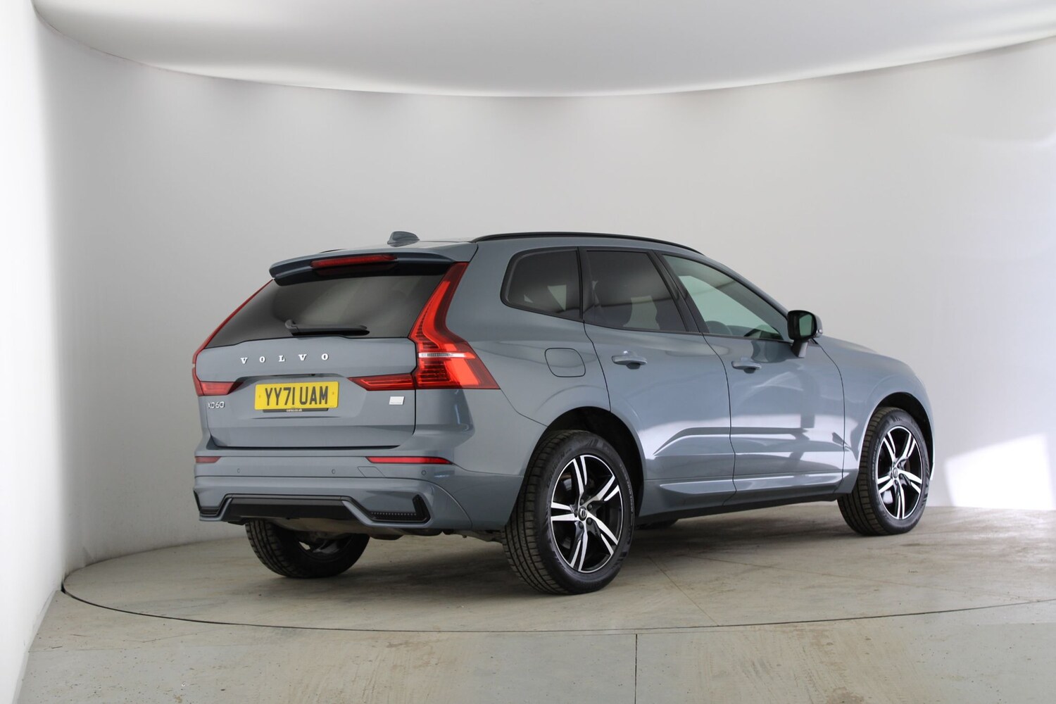 Used Volvo XC60 2021 for sale - 78025481: Photo 9