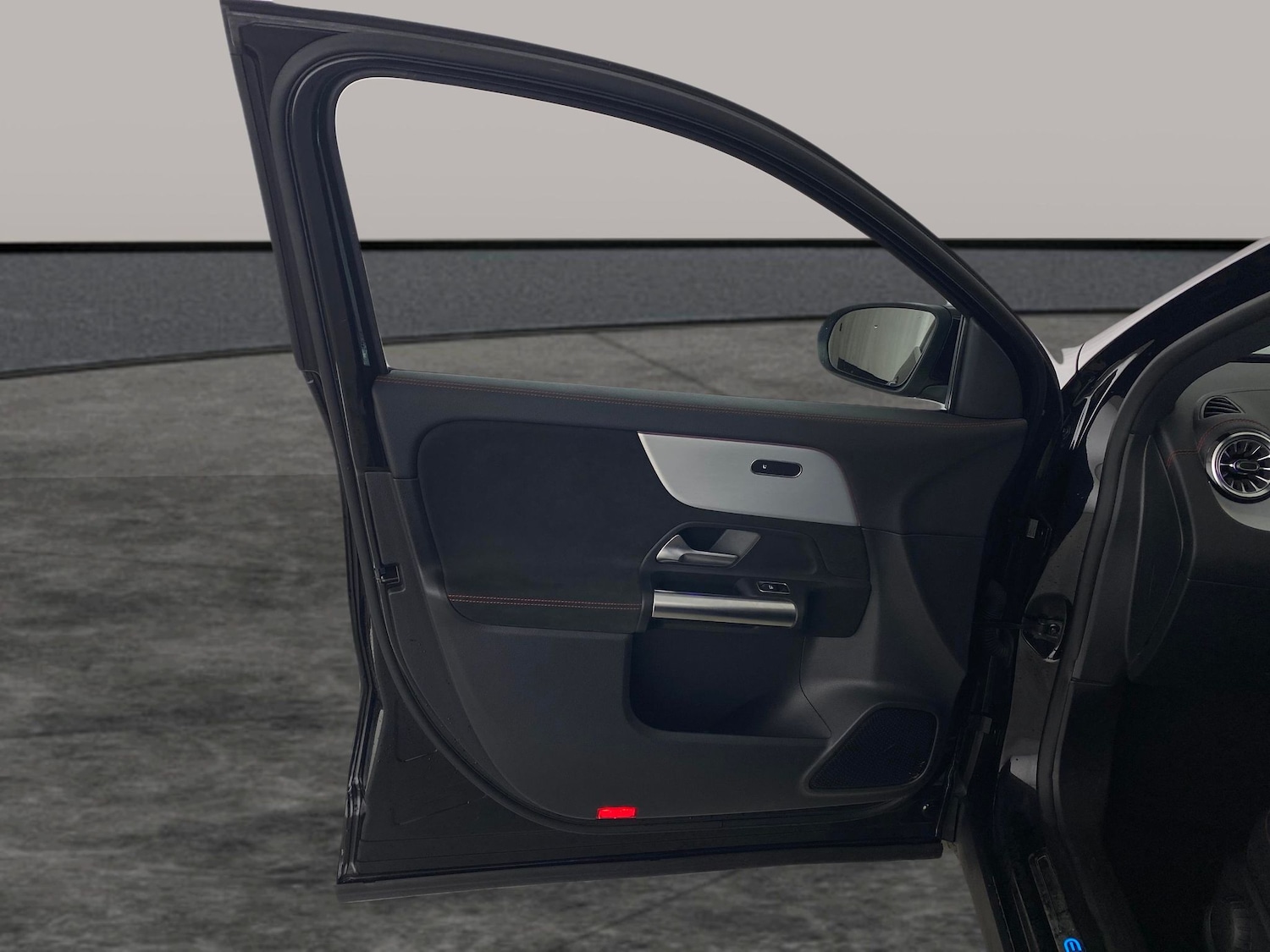 Used Mercedes-Benz EQA 2022 for sale - 76709841: Photo 25