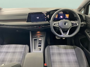 Used Volkswagen Golf 2021 for sale - 77170908: Photo