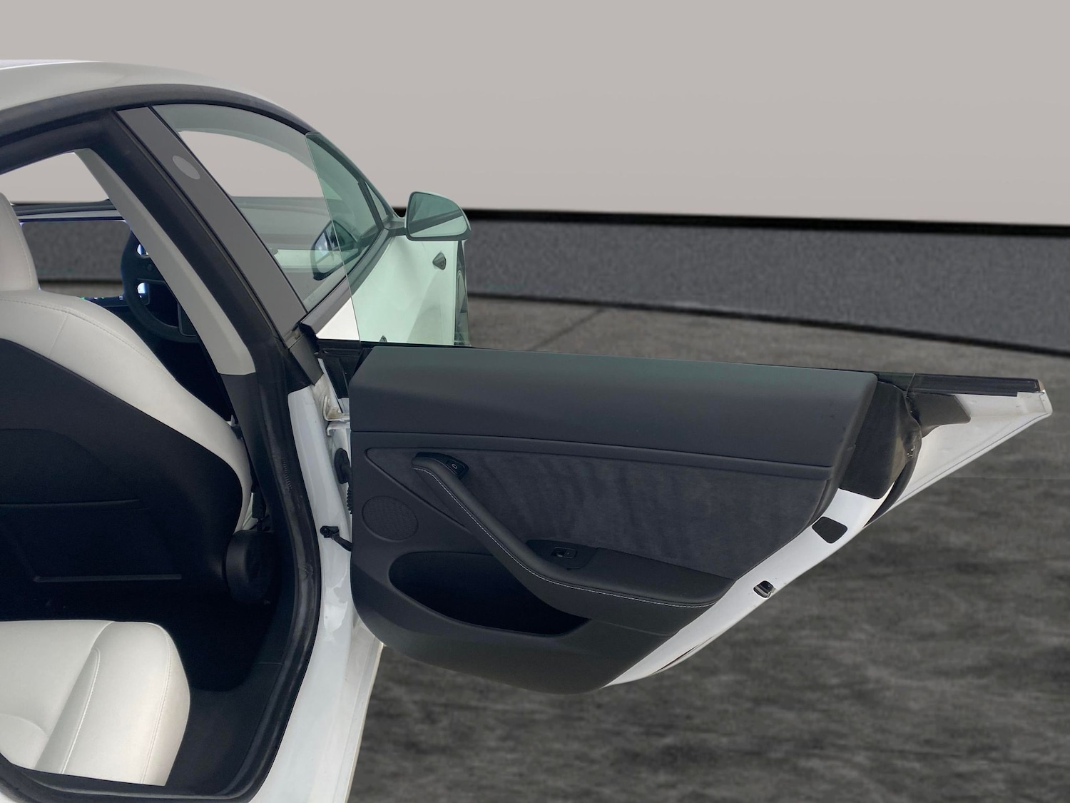 Used Tesla Model 3 2021 for sale - 77984709: Photo 25