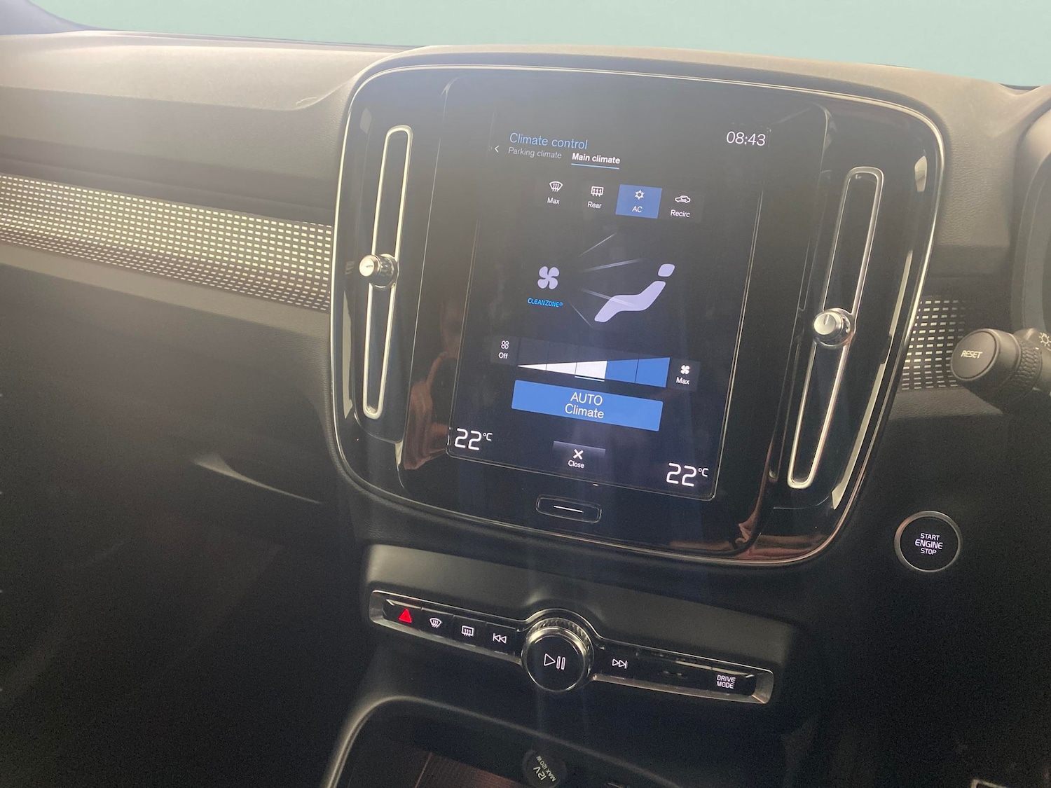 Used Volvo XC40 2021 for sale - 77248471: Photo 15