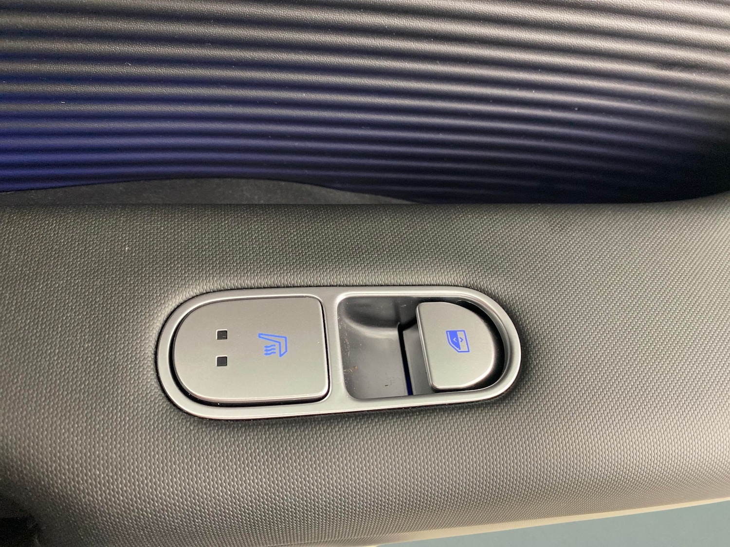 Used Hyundai IONIQ 6 2024 for sale - 77988641: Photo 16