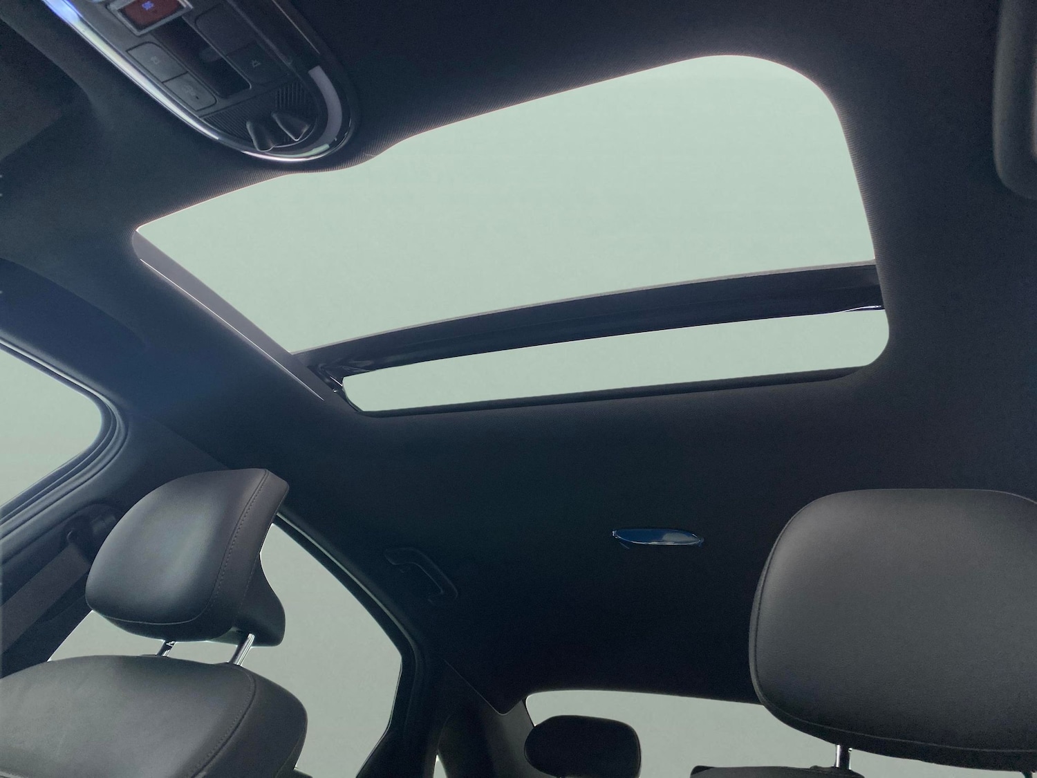 Used Hyundai IONIQ 6 2024 for sale - 77988641: Photo 5