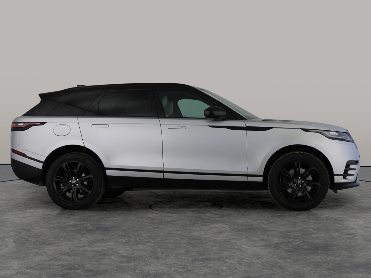 Used Land Rover Range Rover Velar 2023 for sale - 78144374: Photo 10