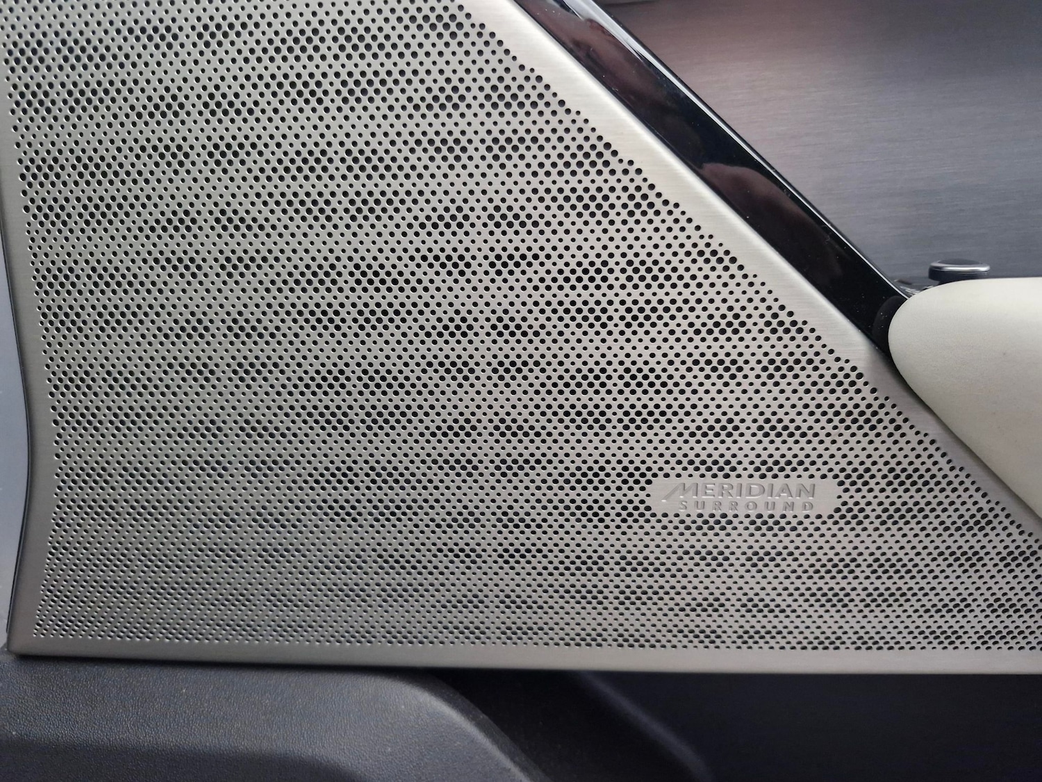 Used Land Rover Range Rover Velar 2023 for sale - 78144374: Photo 17