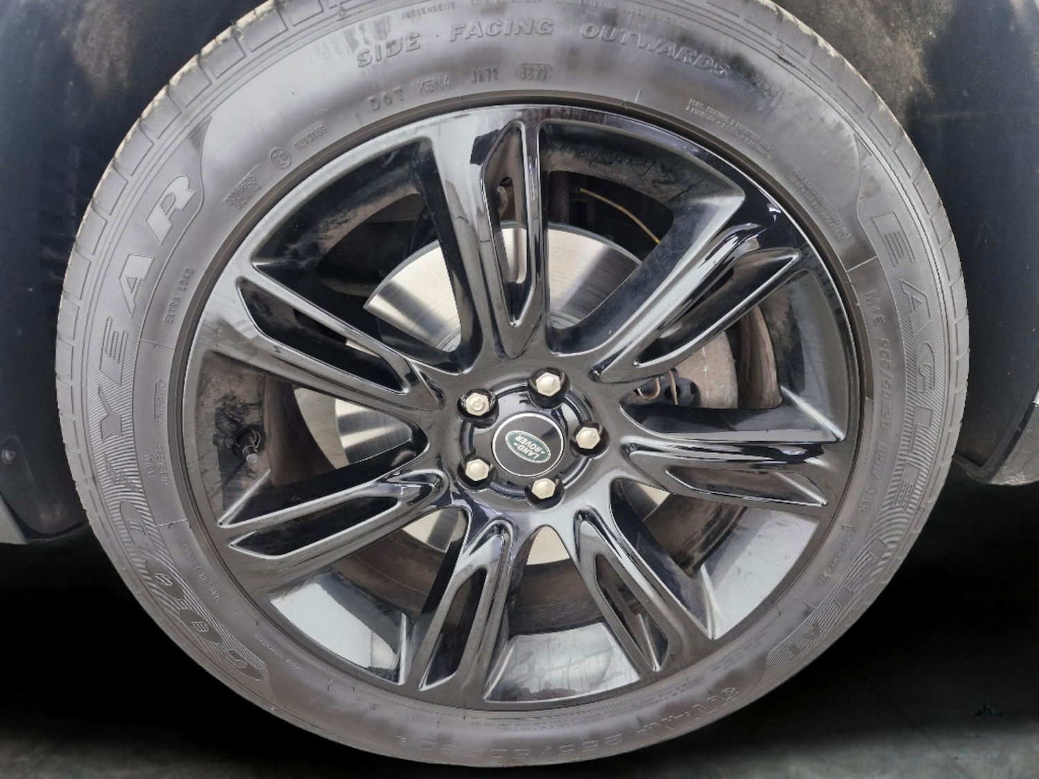 Used Land Rover Range Rover Velar 2023 for sale - 78144374: Photo 24