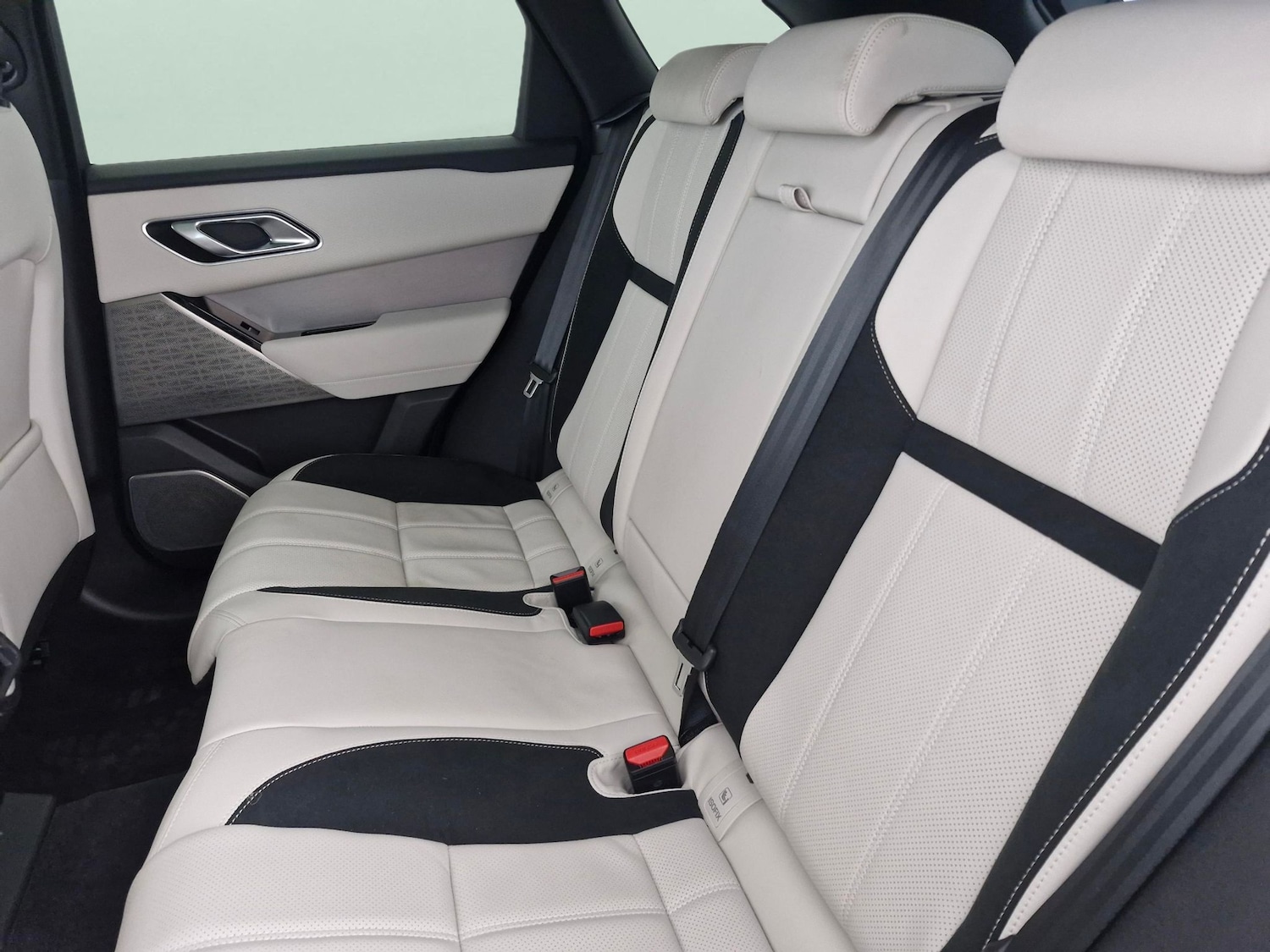 Used Land Rover Range Rover Velar 2023 for sale - 78144374: Photo 29