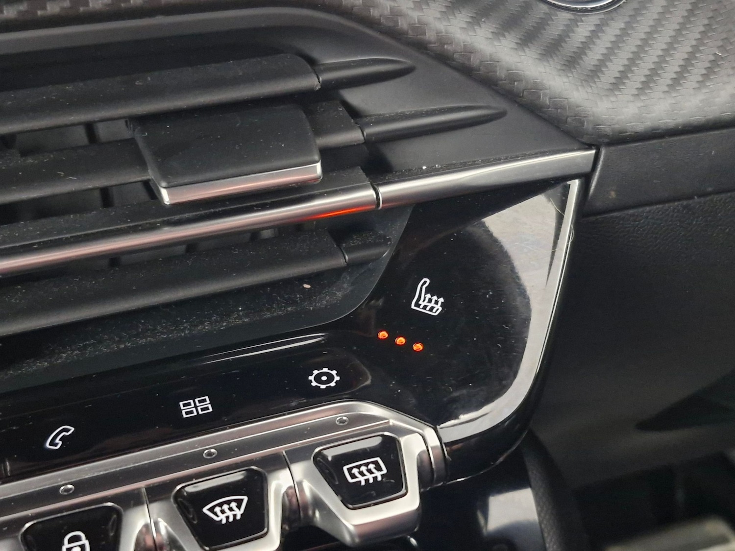 Used Peugeot 2008 2023 for sale - 78197857: Photo 18