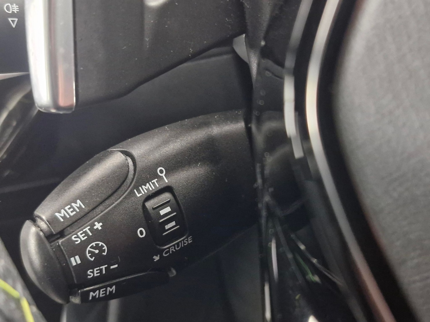 Used Peugeot 2008 2023 for sale - 78197857: Photo 20