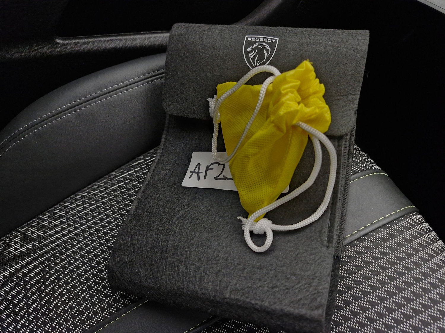 Used Peugeot 2008 2023 for sale - 78197857: Photo 31