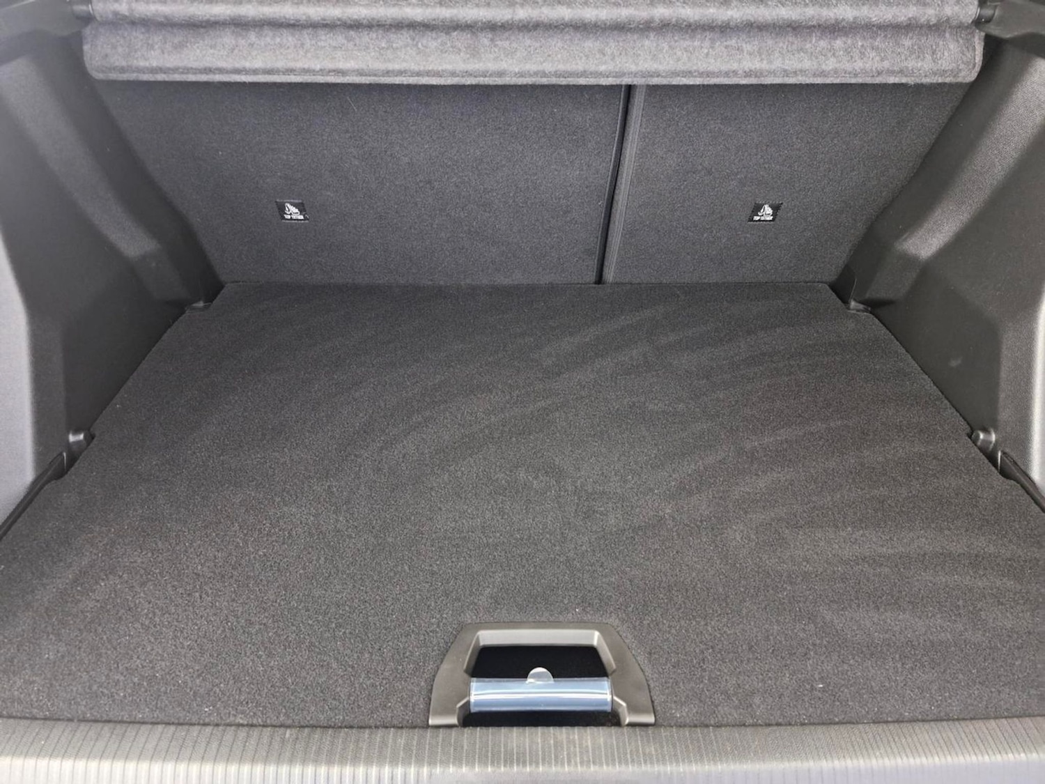 Used Peugeot 2008 2023 for sale - 78197857: Photo 7