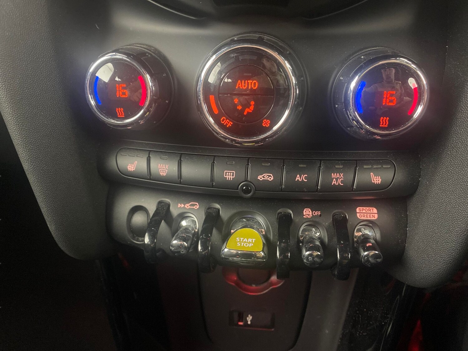 Used MINI Electric Hatch 2023 for sale - 77918365: Photo 16