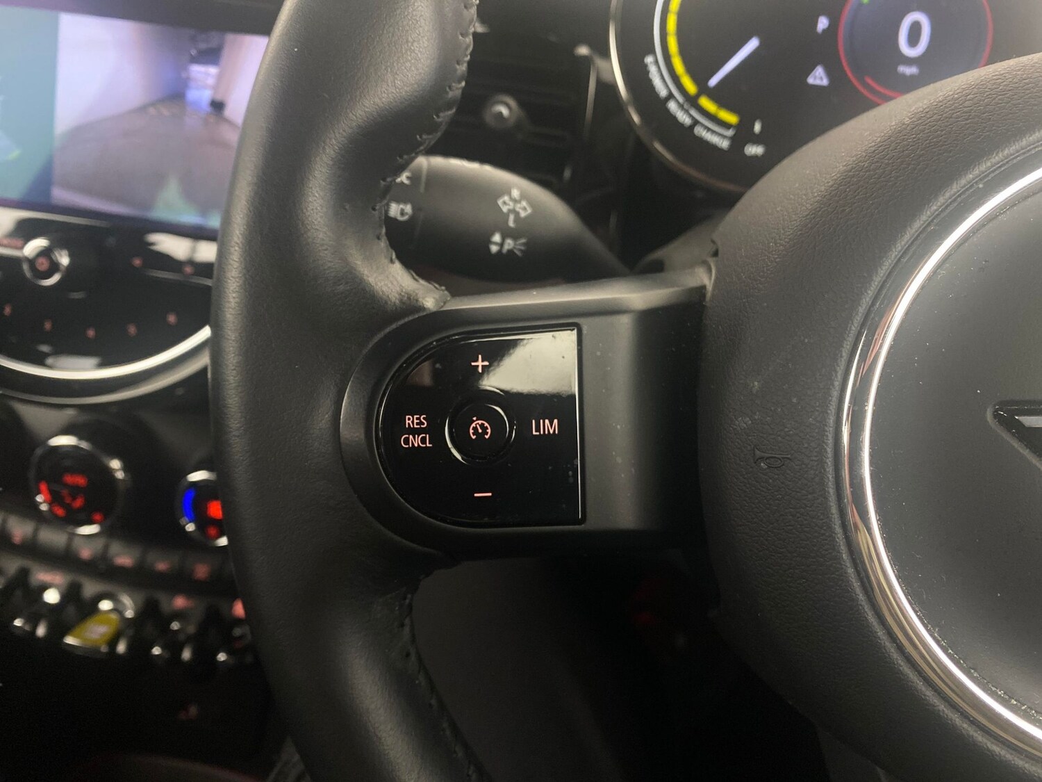 Used MINI Electric Hatch 2023 for sale - 77918365: Photo 18