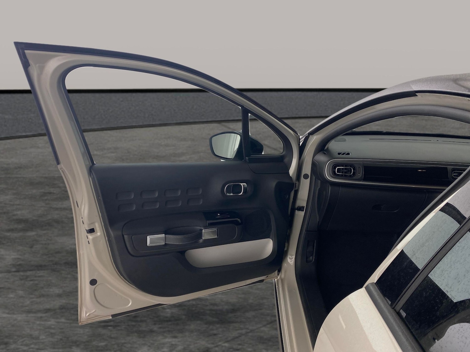 Used Citroen C3 2023 for sale - 77034112: Photo 19